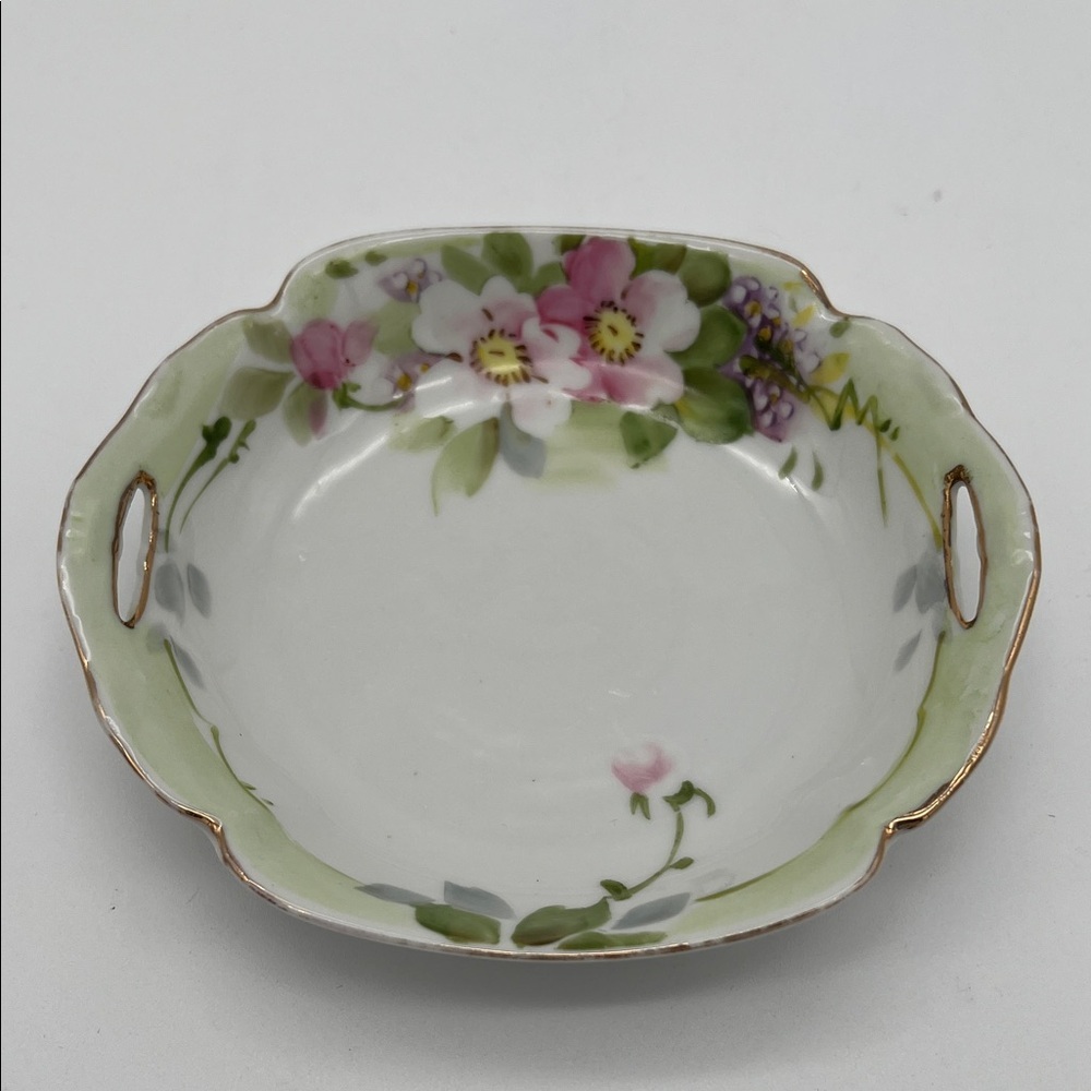 Vintage Nippon Hand-Painted Floral Trinket Dish With 2 Handles and Gold Trim
